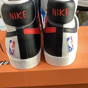 NIKE - NBA x Nike Blazer Mid '77 EMB '75th Anniversary - Trail Blazers' SZ 14